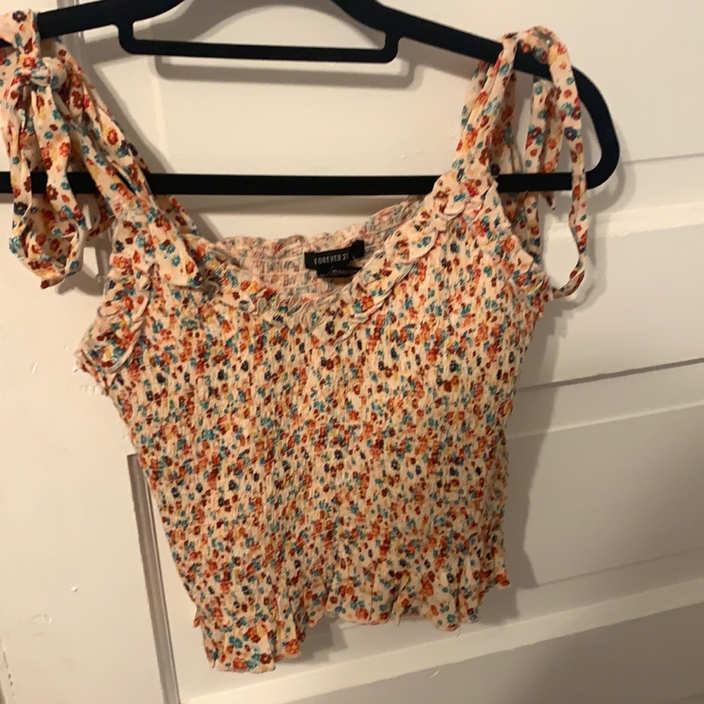 Forever 21 flowered cropped tank, size medium
